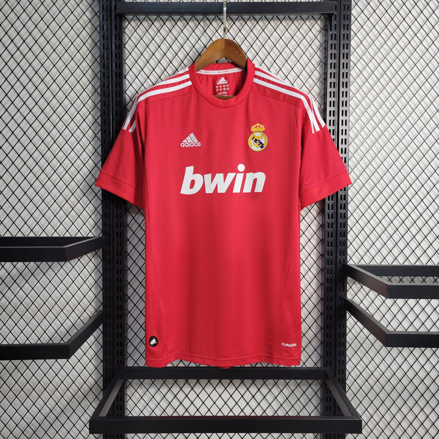 CAMISA RETRÔ DO REAL MADRID 11/12 VERMELHO