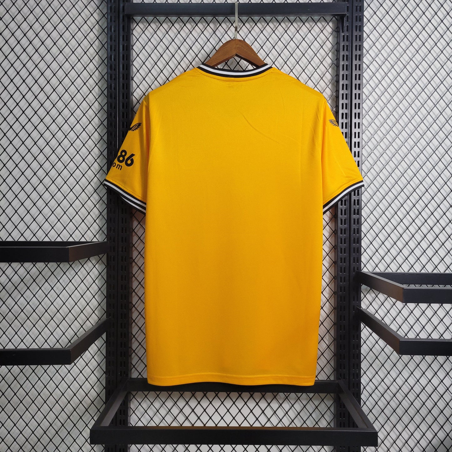 CAMISOLA DO WOLVES 24/25 AMARELO