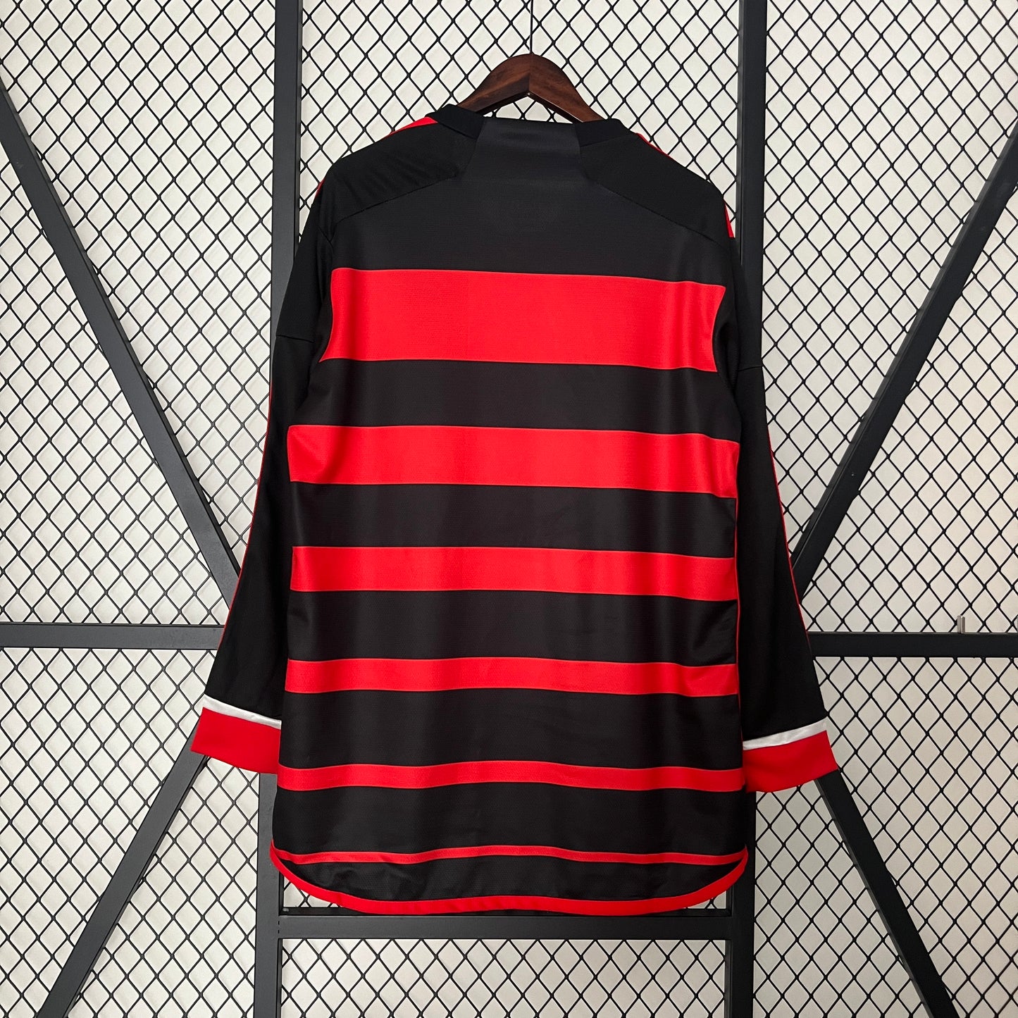 CAMISOLA MANGA LONGA DO FLAMENGO24/25 VERMELHO E PRETO