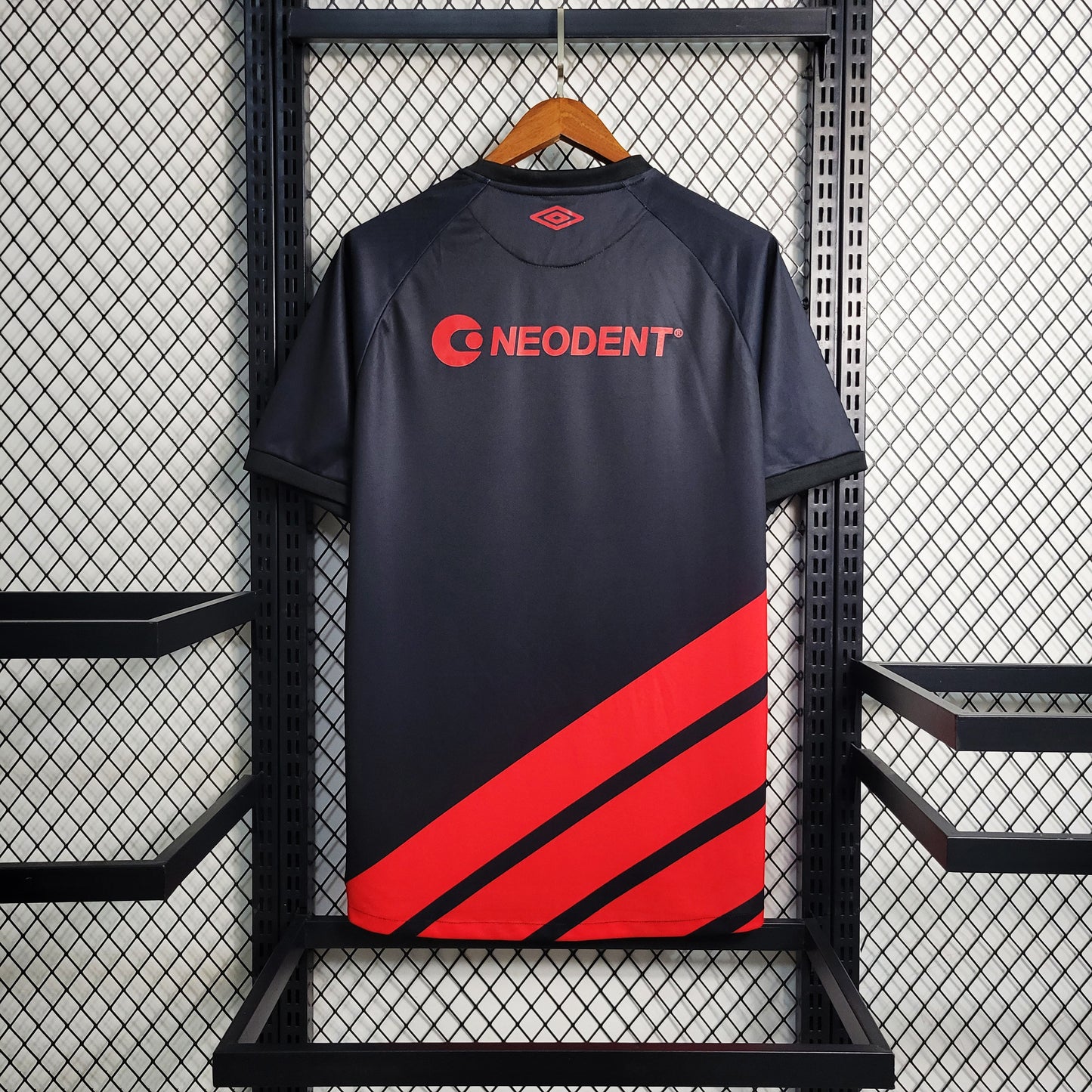 CAMISOLA DO ATLETICO PARANAENSE 24/25 PRETO