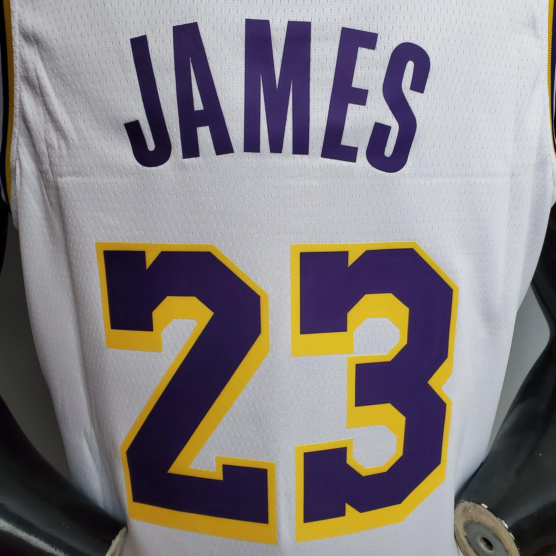 Regata NBA Los Angeles Lakers - LeBron James #23 NCR White - ResPeita Sports 