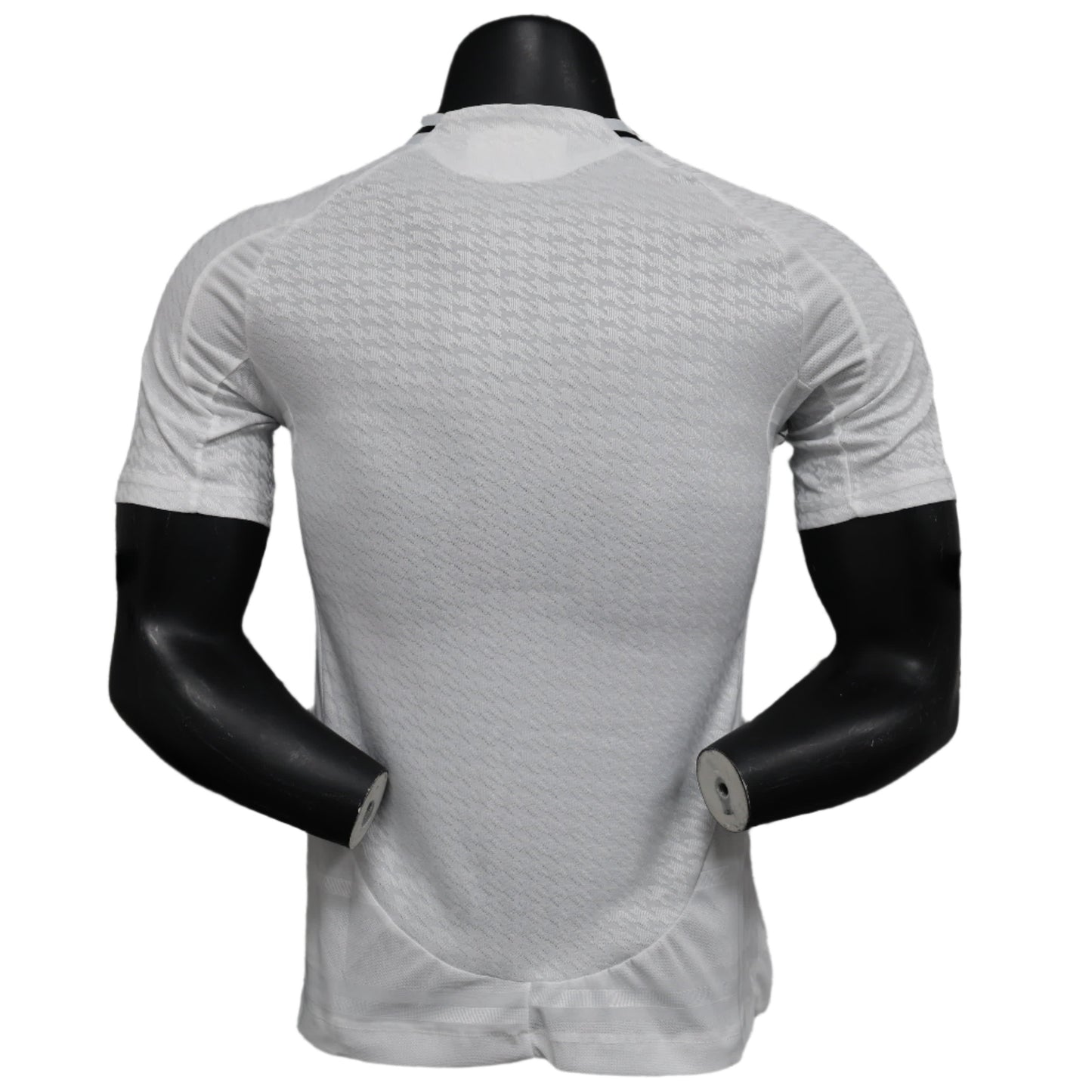 CAMISA VERSÃO PLAYER DO REAL MADRID 24/25