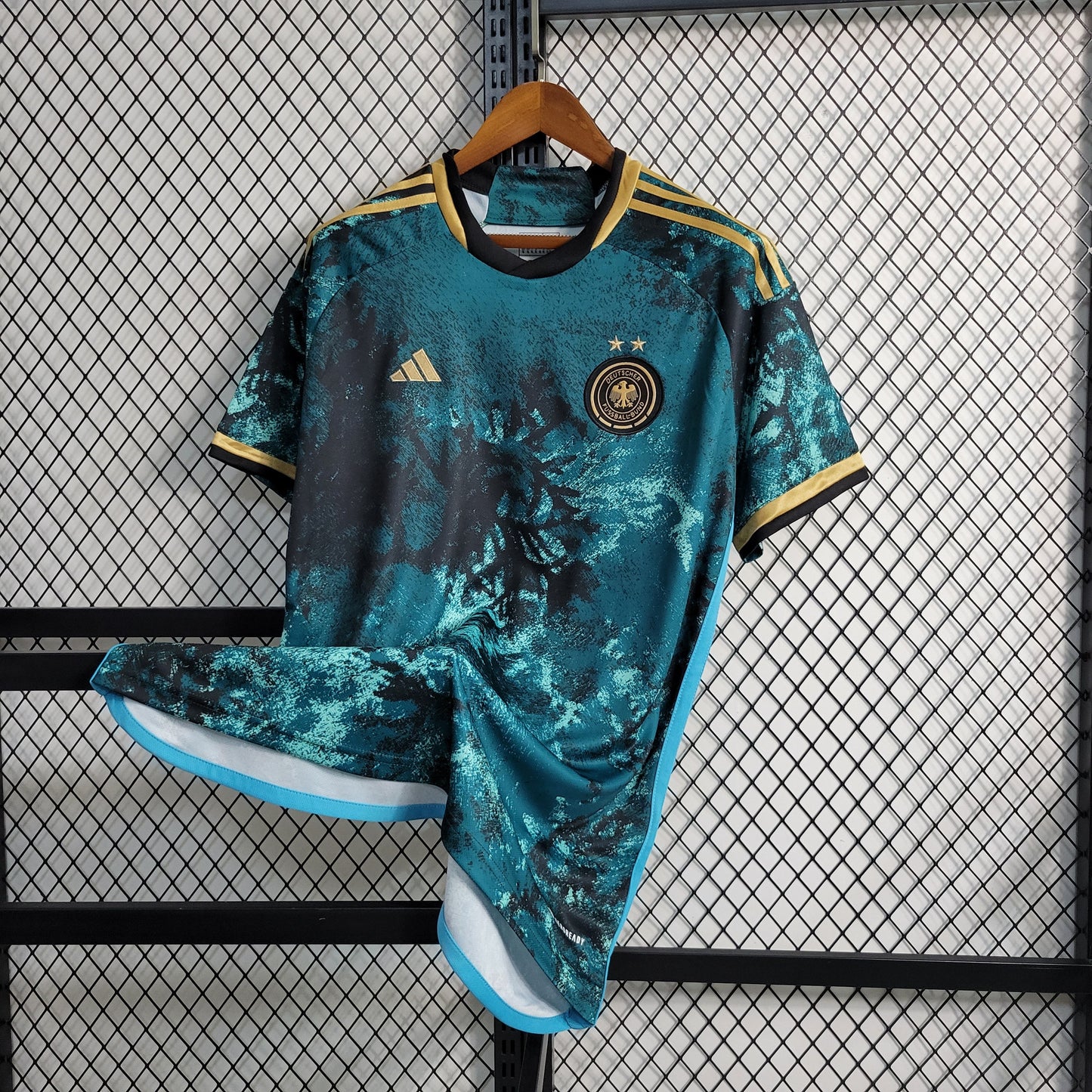 CAMISOLA DA SELEÇÃO DA ALEMANHA 24/25 VERDE