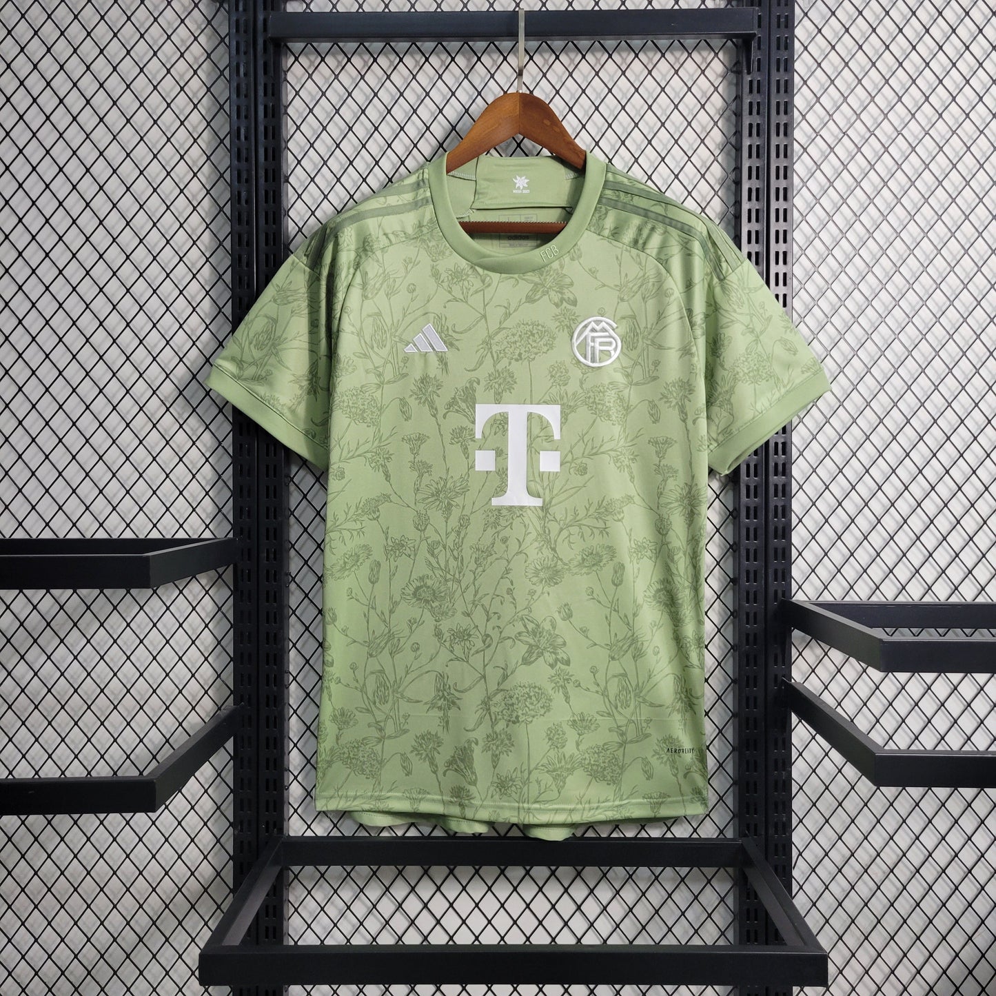 CAMISOLA DO BAYERN MUNICH 24/25 EDIÇÃO ESPECIAL