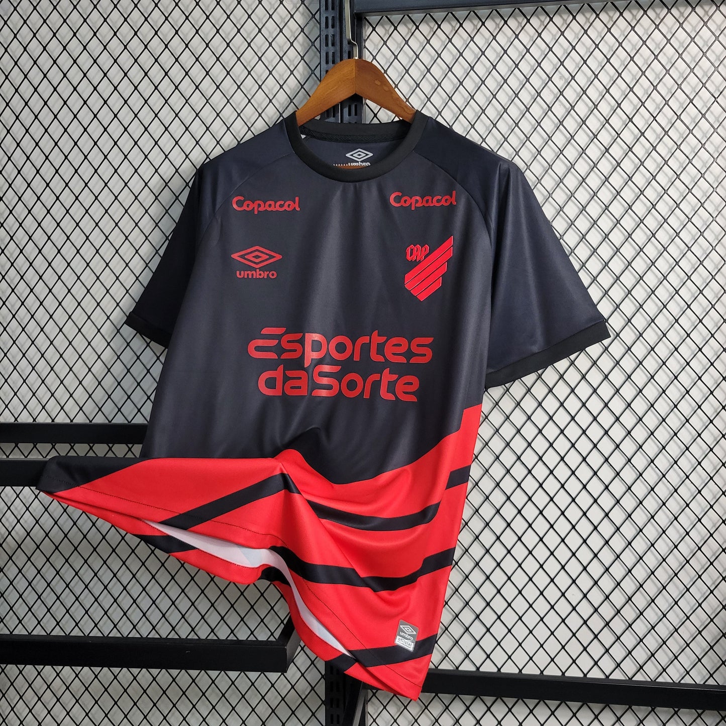 CAMISOLA DO ATLETICO PARANAENSE 24/25 PRETO