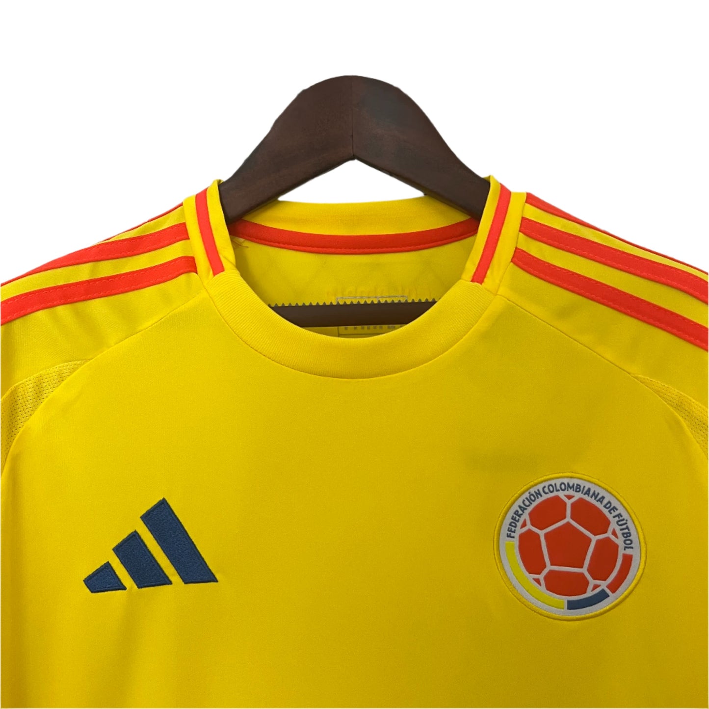 CAMISOLA DA SELEÇÃO DA COLOMBIA 24/25